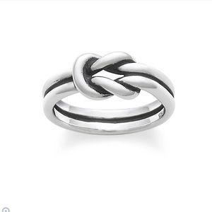 James Avery Lover’s Knot Ring 💗✨